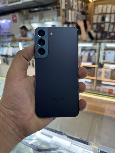 Samsung: Samsung Galaxy S22, Б/у, 128 ГБ, цвет - Синий, 2 SIM