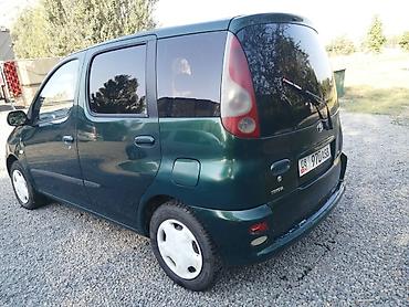 mini car: Toyota Yaris Verso: 2001 г., 1.3 л, Механика, Бензин, Минивэн — 2