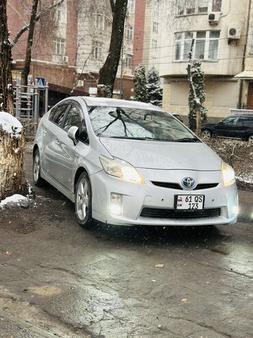 приус 2010: Toyota Prius: 2010 г., 1.8 л, Вариатор, Гибрид, Седан