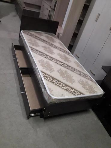 Бир кишилик керебет, Жаңы, Сактоо кутусу менен, узуну - 190 см