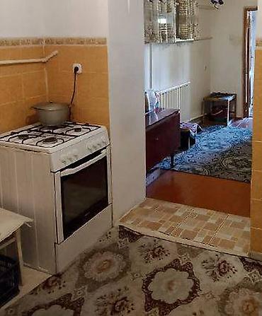 теплый дом: 2 комнаты, 54 м², Кудайберген авторынок Индивидуалка, 1 этаж — 6