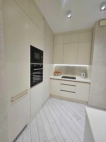 ev elani yerlesdir: İcarəyə verilir 3 otaqlı yeni tikili 110 m², Ağ şəhər q. Kateqoriya — 8
