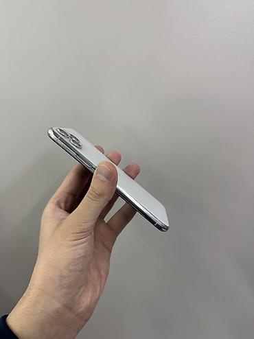 Apple iPhone: IPhone 11 Pro, Б/у, 256 ГБ, Белый, Защитное стекло, Чехол, 80 % — 3