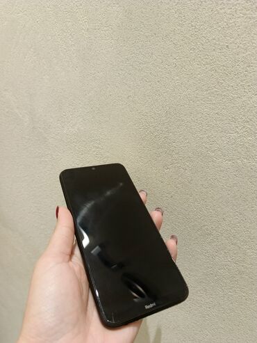 telfon sade: Redmi 8, 64 GB, rəng - Qara