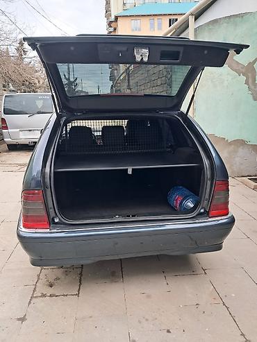 Mercedes-Benz: Mercedes-Benz C-Class: 2.2 l | 2000 il Universal — 12