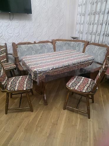 stolustu sufreler: Mətbəx/nahar dəsti – künc divanı, masa və stullar - Tərkib: L formalı — 3