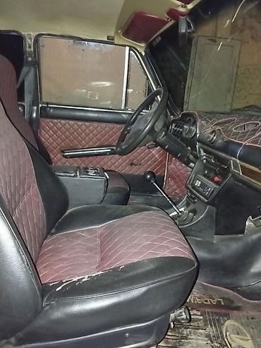 ваза индия: VAZ 2106 sedan - Korpus rəngi: krem - Kuzov: 4 qapılı sedan, xrom — 3