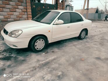 Daewoo: Daewoo Nubira: 1999 г., 1.5 л, Механика, Бензин, Седан