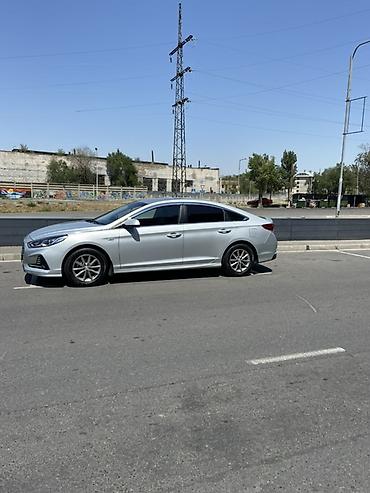 Hyundai: Hyundai Sonata: 2018 г., 2 л, Автомат, Газ, Седан — 16
