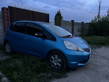 Honda: Honda Fit: 2008 г., 1.3 л, Вариатор, Бензин, Хэтчбэк