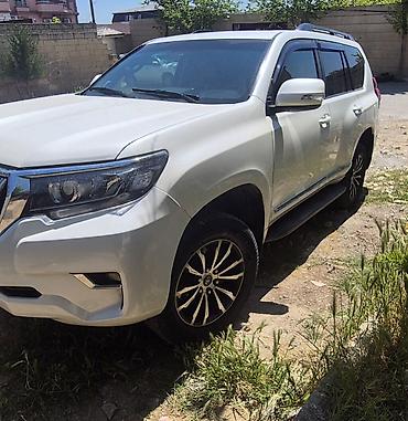 prado sukan: İcarə ən azı 2 günə verilir. Toyota Land Cruiser Prado, ağ rəng, tam — 1