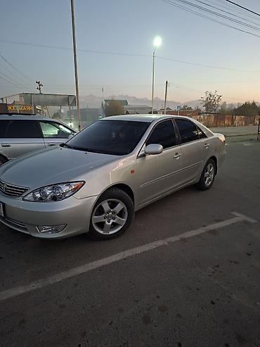 4 рунер: Toyota Camry: 2004 г., 3 л, Автомат, Бензин, Седан — 2