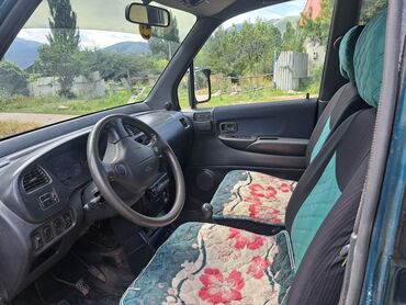 расрочка машыны: Daihatsu Move: 2001 г., 1 л, Механика, Бензин