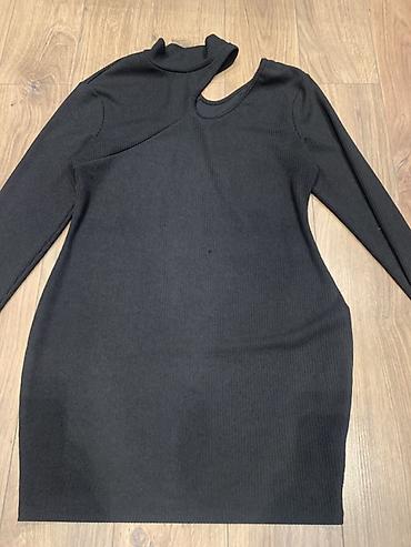 pull and: Черное трикотажное платье-футляр + брюки - Платье: обтягивающее — 3
