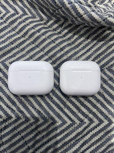 Airpods pro 2 airpods 3 sarj gablari ideal veziyyetdedi