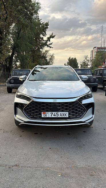 св: BYD Tang: 2025 г., 1.5 л, Автомат, Гибрид, Кроссовер — 2