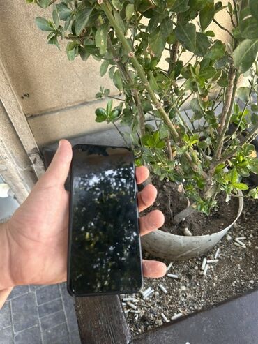 işlənmiş tikiş maşınları: Tecno Camon 20, 64 GB, rəng - Qara, Barmaq izi