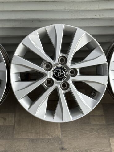 Диски: Литые Диски R 15 Toyota, Комплект, отверстий - 5, Б/у at lalafo.kg — 6 Диски: Литые Диски R 15 Toyota, Комплект, отверстий - 5, Б/у — 6