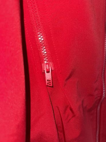 куртка mango: Куртка Arc’teryx, красная, с капюшоном Новая❗️❗️❗️|качество фотографий — 4