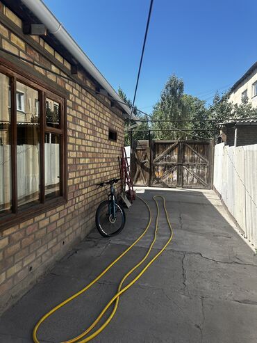 Продажа домов: Полдома, 69 м², 3 комнаты, Собственник — 14