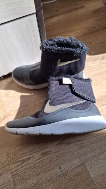 кроссовки 42 размер: Детские кроссовки Nike - Размеры по бирке: US 2Y, UK 1.5, EUR