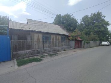 времянку: Дом, 70 м², 4 комнаты, Риэлтор, Старый ремонт