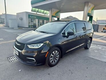 Chrysler: Chrysler Pacifica: 2021 г., 3.6 л, Вариатор, Гибрид, Минивэн — 3