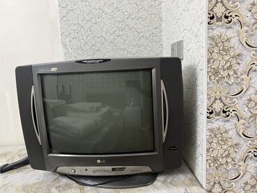 ekranı: LG kineskop televizoru - Model: LG Golden Eye, HEXAport, Dolby Sound