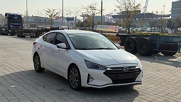 Hyundai: Hyundai Elantra: 2019 г., 1.6 л, Автомат, Бензин, Седан — 2