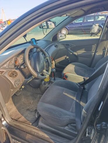 купить зикр в бишкеке: Ford Focus: 2001 г., 2 л
