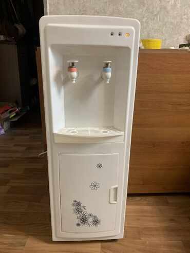 гор баня: Диспенсер кулер для воды б/у. 2500