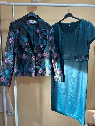 komplet suknja i bluza: 3XL (EU 46), Floral, Single-colored, color - Light blue