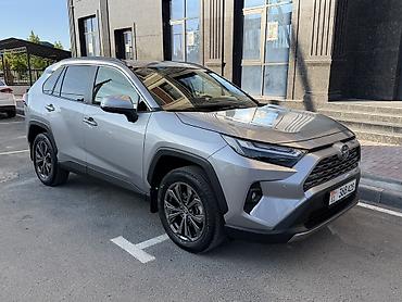 бешка: Toyota RAV4: 2023 г., 2.5 л, Автомат, Гибрид, Кроссовер — 1