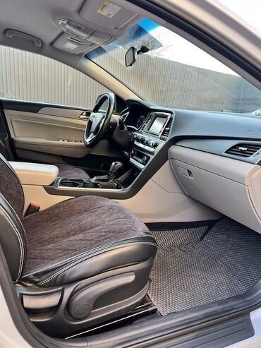 Hyundai: Hyundai Sonata: 2019 г., 2 л, Гибрид — 11