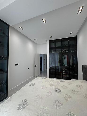 Yeni tikili: İcarəyə verilir 2 otaqlı yeni tikili 55 m², Gənclik m. Kateqoriya — 7