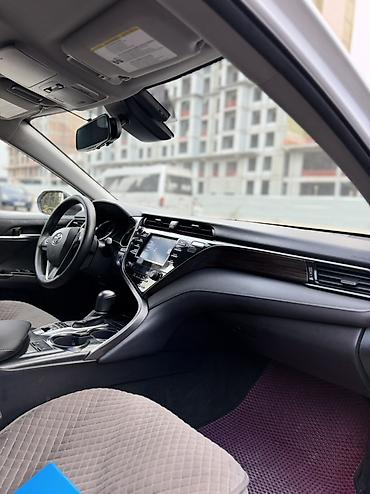 Продажа авто: Toyota Camry: 2019 г., 2.5 л, Автомат, Гибрид, Седан — 5