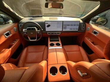 Voyah: Elektrikli Hibrid premium SUV Xüsusiyyətlər: -Hibrid elektrikli böyük — 8