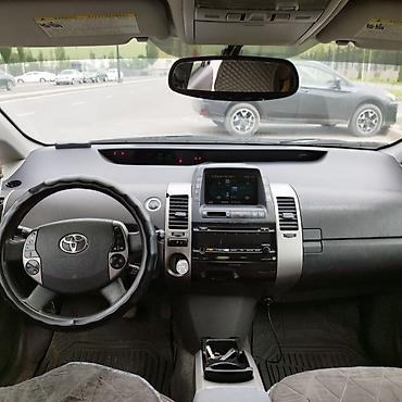 тайота прива: Toyota Prius: 2006 г., 1.5 л, Вариатор, Гибрид, Хэтчбэк — 10