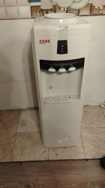 Termopotlar: Dispenser Döşəməüstü, Su isitmə ilə