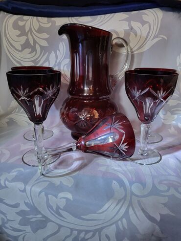 Kuhinjski setovi: Servis kristal za vino,rucno graviran 60,70te god. Servis — 2