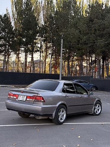 mazda sedan: Honda Accord: 2001 г., 2 л, Автомат, Бензин, Седан — 4