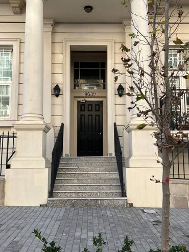 Uzunmüddətli kirayə mənzillər: Xetai metrosu Ağ şəhərdə mənzil kirayə verilir. Mərtəbə 6/4. Ümumi — 13