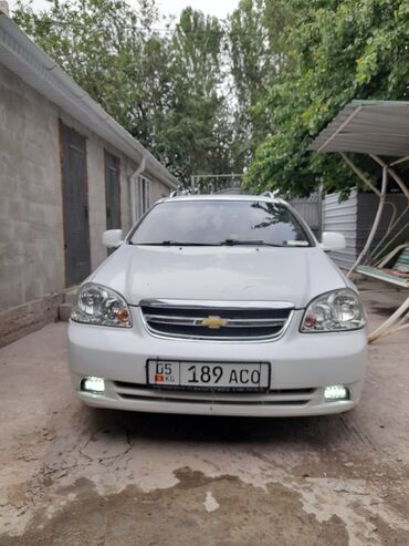 Chevrolet: Chevrolet Lacetti: 2011 г., 1.6 л, Механика, Газ, Универсал