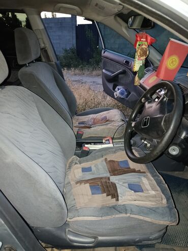 Honda: Honda Civic: 2001 г., Седан — 13