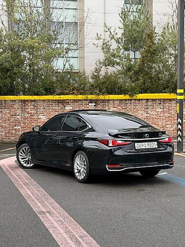 Lexus: Lexus ES: 2021 г., 2.5 л, Гибрид — 6
