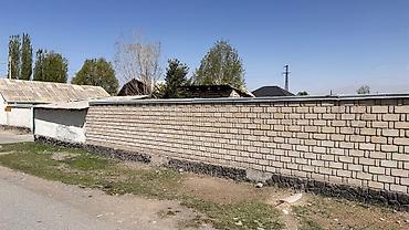 комбинированная: Продается жилой дом с просторным двором и отдельным остекленным — 8