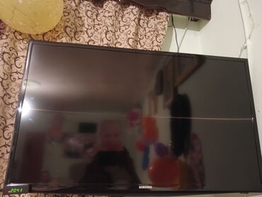 Televizorlar: Televizor Samsung LCD 82"