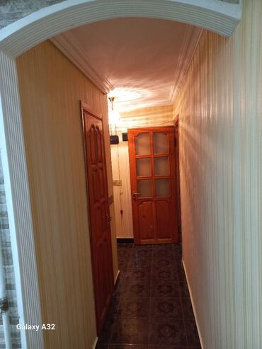 Mənzil kirayələyirəm: 1 otaqlı, 35 kv. m — 10