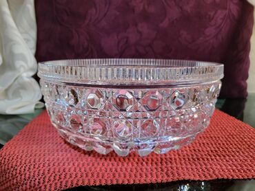 Kuhinjski setovi: Cinija nova velika Zajecar kristal i led kristal. rucni rad 70te — 2