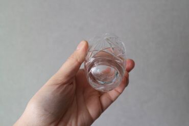 Стаканы: Винтажные хрустальные рюмки/стаканы. 4 рюмки. Высота 7 см, объем 80 — 2